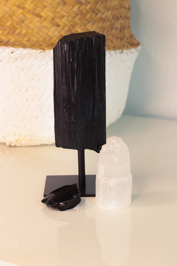 Kit Minha Proteção | Mesa de trabalho, entrada da casa