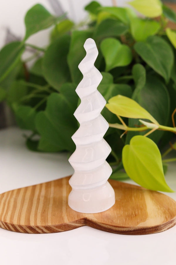 Torre Selenita Espiral 15cm